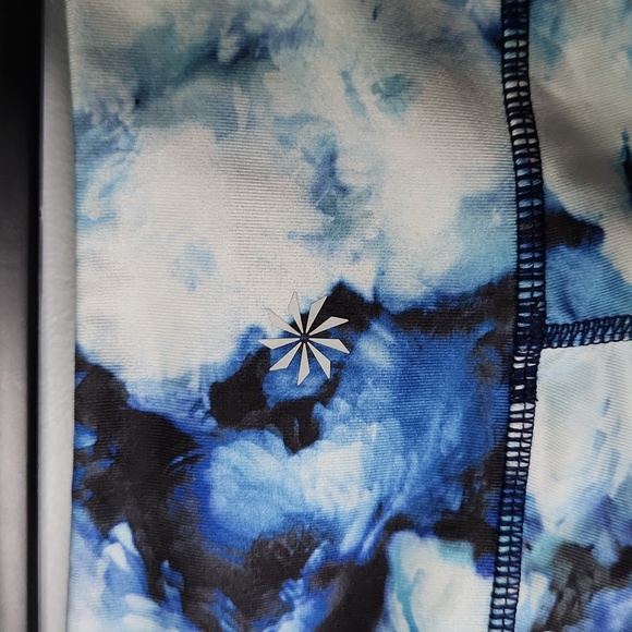 Athleta Elation full-length blossom tight. - Picture 5 of 5